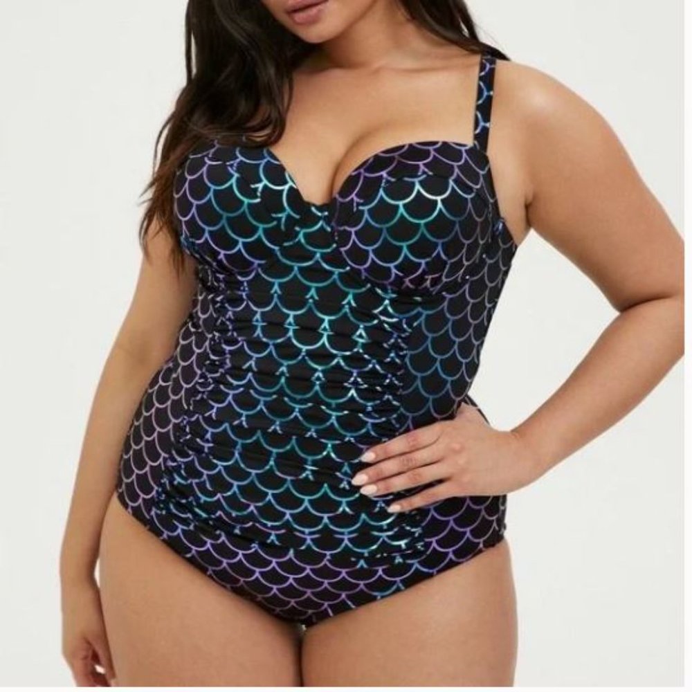 Torrid Women's Mermaid Print One Piece Swimsuit Size 5 rguc